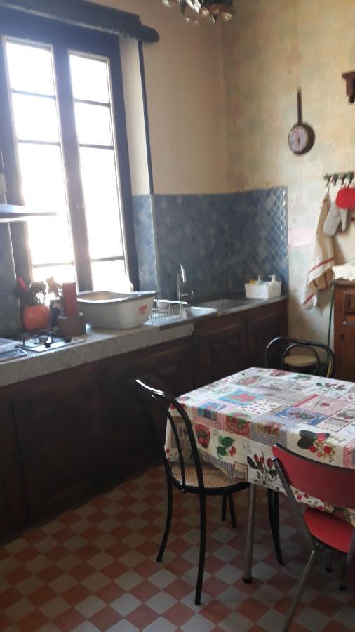 Chez Virginie - Chambre Du Bourg Lourdes Buitenkant foto
