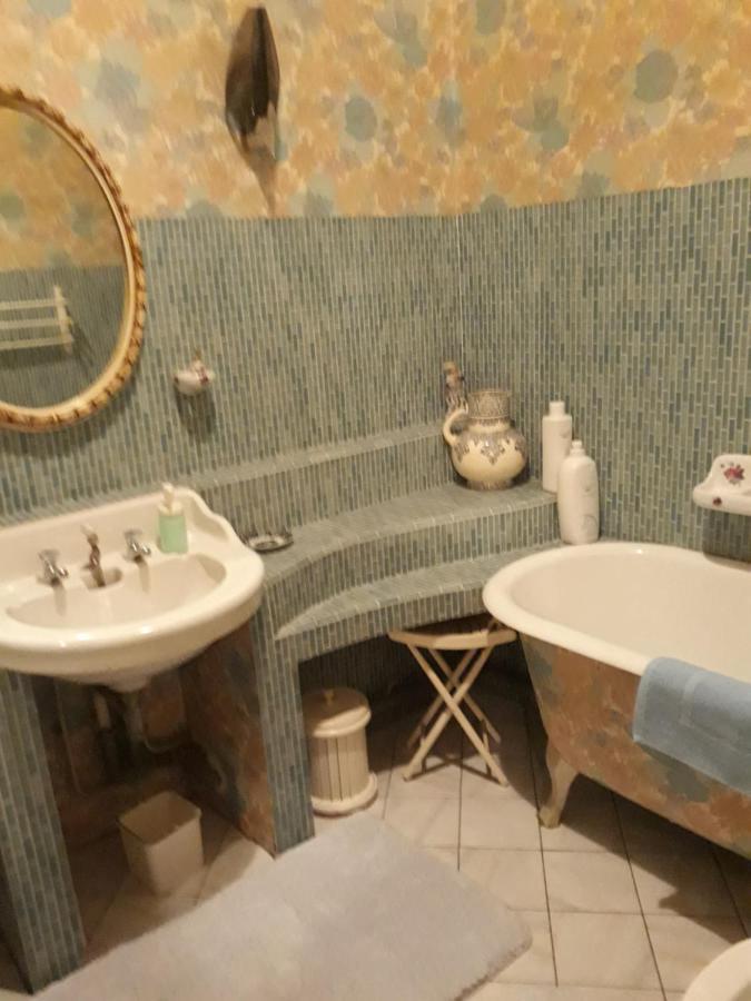 Chez Virginie - Chambre Du Bourg Lourdes Buitenkant foto